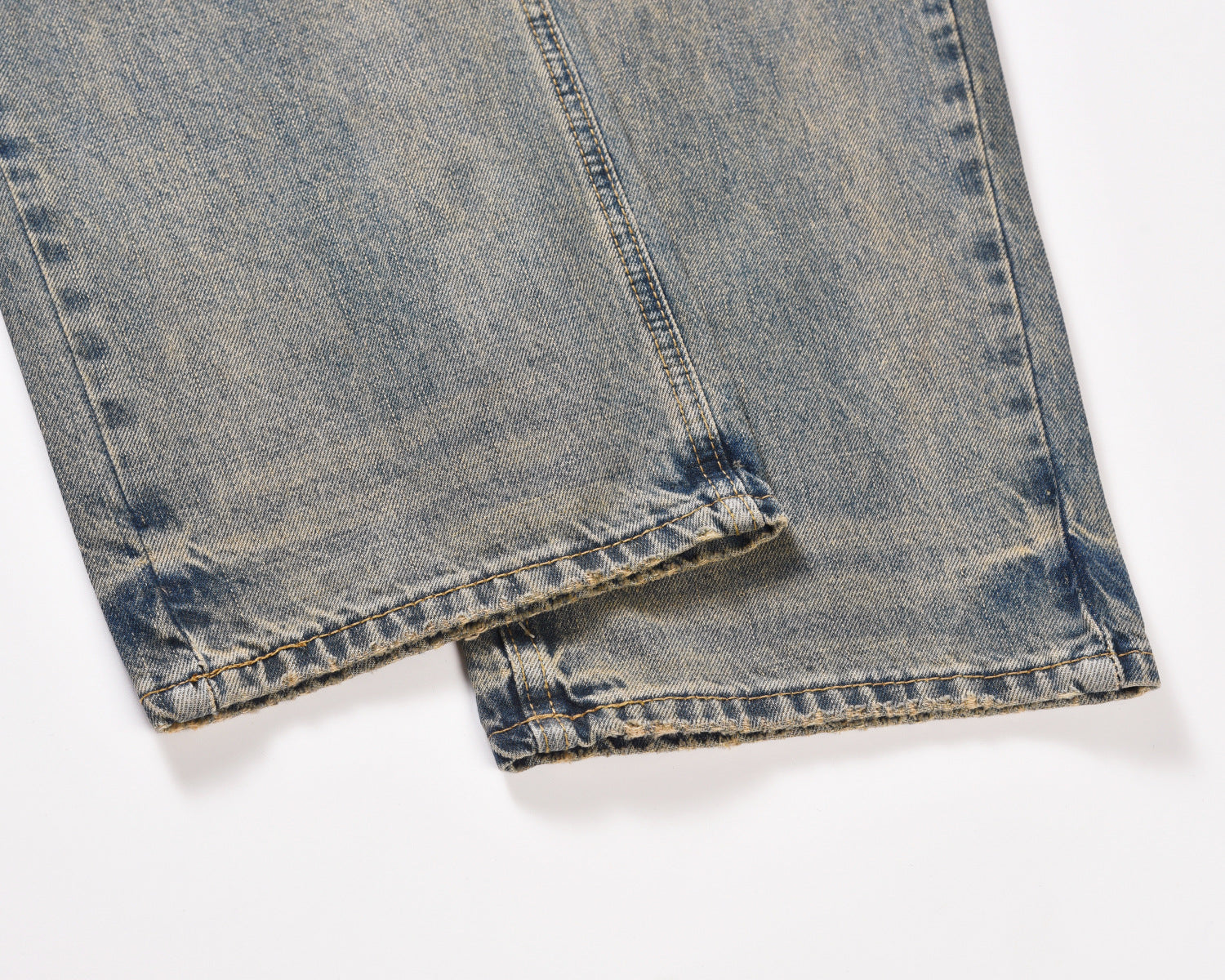 Loose Straight Jeans